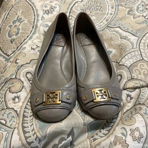 Size 6 tory burch flats